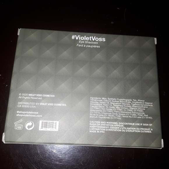 Violet Voss Olive You Forever palette - Picture 3 of 3